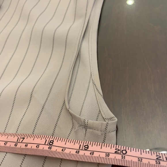 Beige jumpsuit - Picture 5 of 8